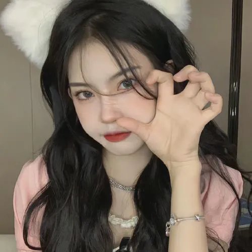 五年后，她带崽归来